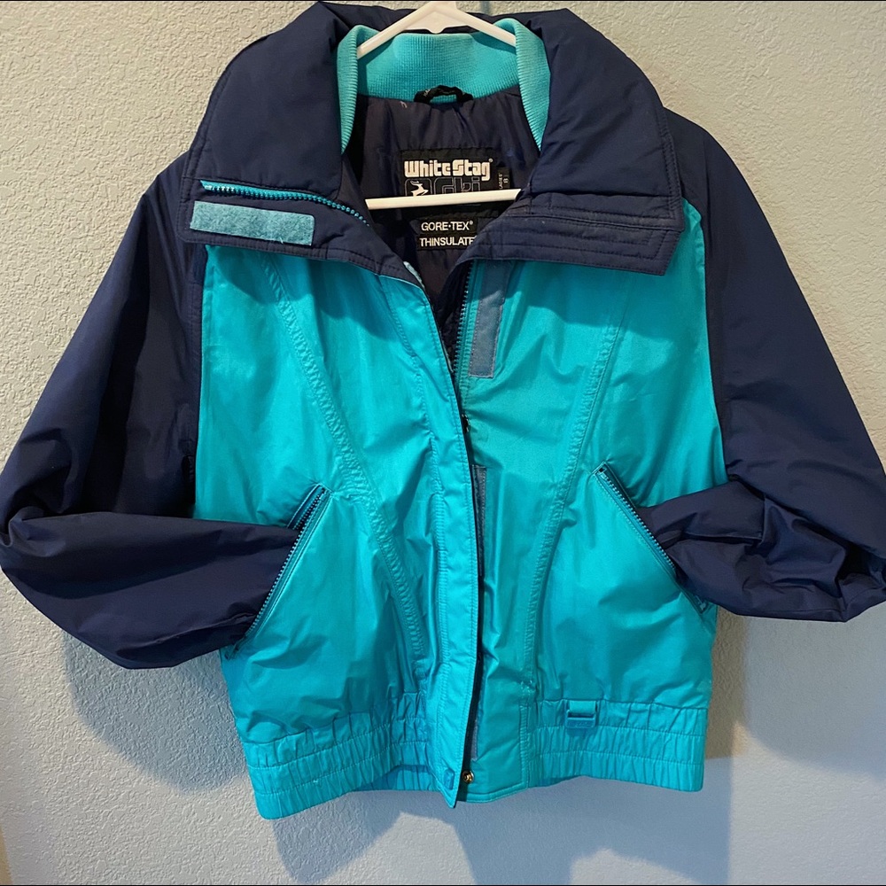 Retro Vintage 80s/90s White Stag Ski Jacket w/Hood